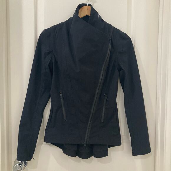 RARE Lululemon Black Urbanite Moto Asymmetrical Blazer Jacket Size 4 - Picture 14 of 15